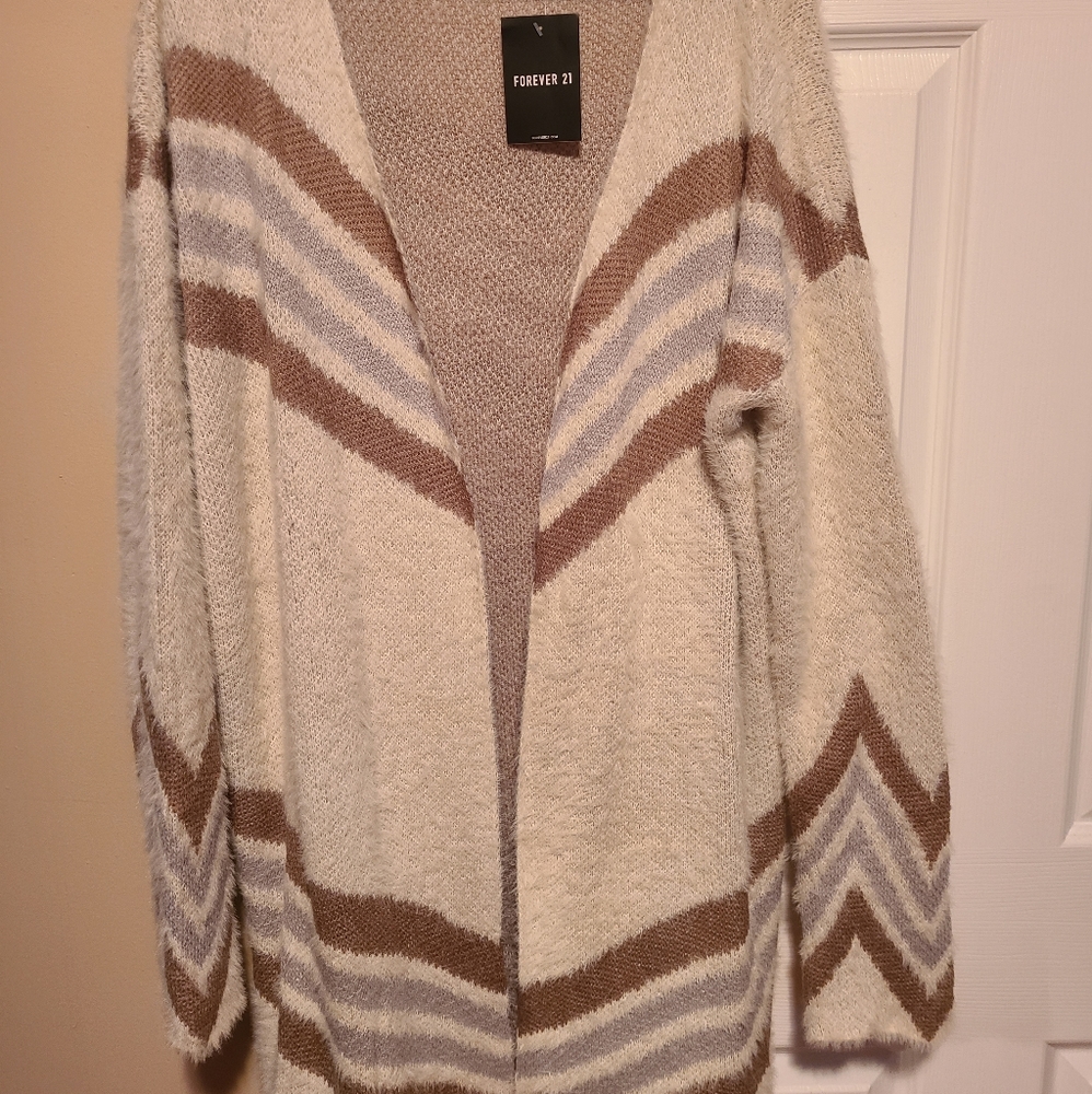 Neutral Nude Cream Brown Gray Chevron Cardigan L
